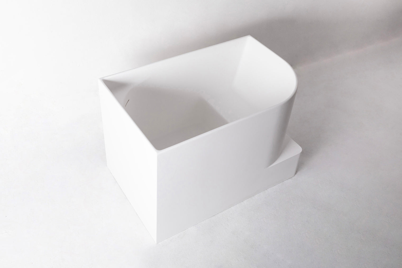 Rovigo 120R-BATHTUBS-INFINITE-Rovigo 120R-BATHTUBS-Bespoke Bathroom Renovation, bespoke bathtub Hong Kong, Hong Kong luxury bathroom furniture, modern bathroom design Hong Kong, 香港 浴缸 邊度買, where to buy luxury bathtubs in Hong Kong, Infinite Bath, Infinite 浴室, Washbasin,shower screen, Bathtubs,Washbasins, 迷你浴缸香港,浴室設計 ,浴室翻新,small size bathtubs, custom-made bathtub HK,freestanding bathtub Hong Kong, 獨立式 浴缸 香港,浴室裝修,迷你浴缸,Bathtub length under 1.5m,迷利浴缸,豪華 浴缸 品牌 香港,浴室配件,浴缸香港,訂造浴室潔具,hong kong custom bathtub