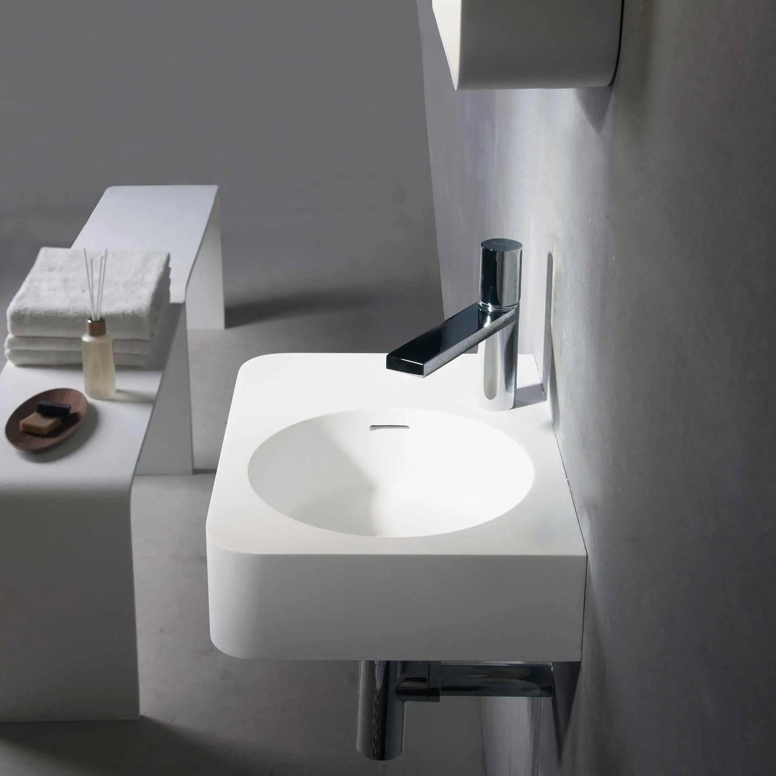 Cirque WM 45R-WALL MOUNT WASHBASINS-訂造一體無縫洗手盆,Tailor made Washbasins,waterbasin hk, 浴室物料,浴室裝修,訂造洗手盆,浴室翻新,Bathroomware ,Bespoke bathroom,浴室配件,訂造浴室潔具,訂造浴室傢俬,香港 浴室設計 公司,best custom bathroom furniture HK, Infinite Bath