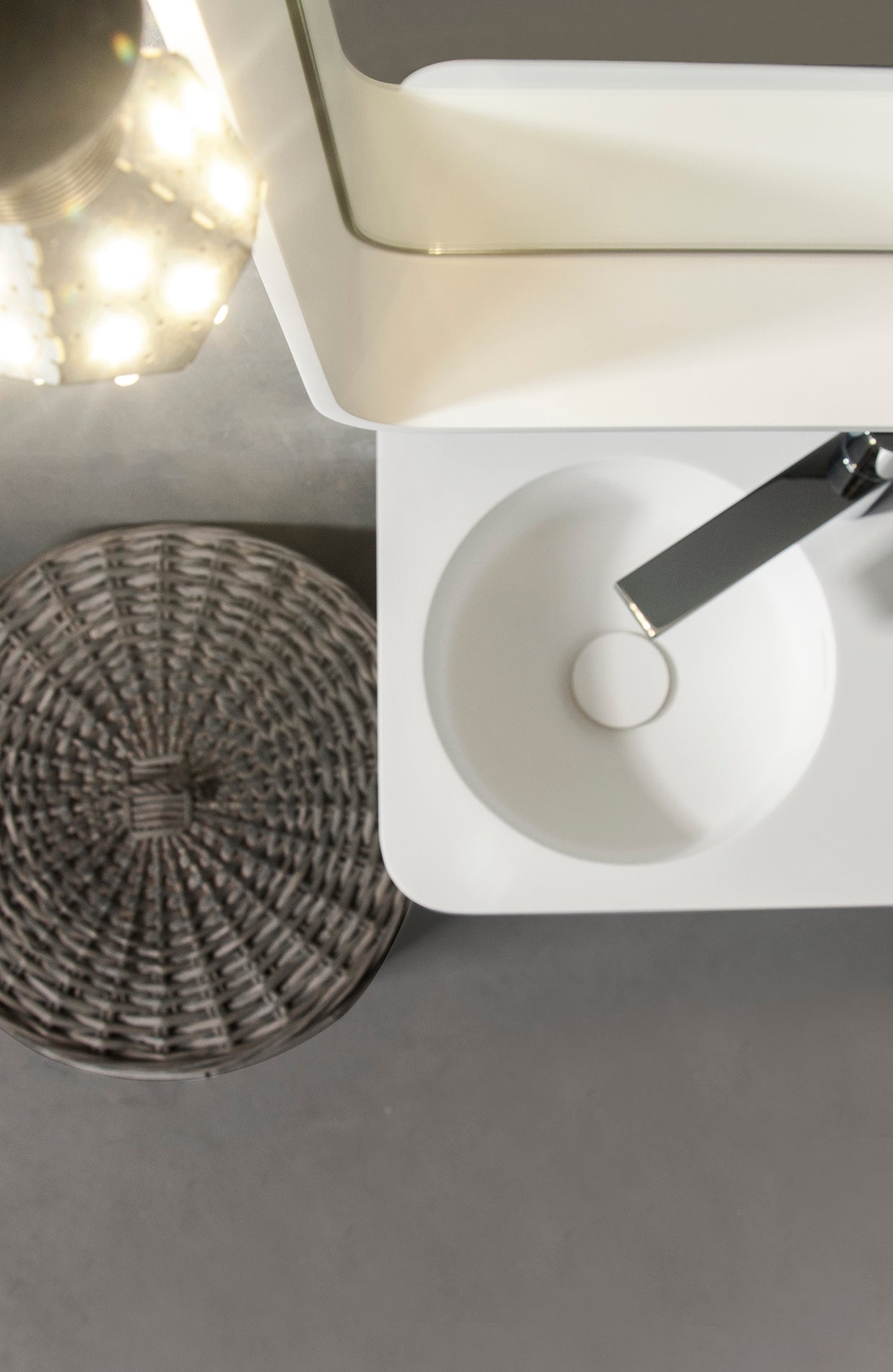 Cirque WM 45L with Towel Bar-WALL MOUNT WASHBASINS-訂造一體無縫洗手盆,Tailor made Washbasins,waterbasin hk, 浴室物料,浴室裝修,訂造洗手盆,浴室翻新,Bathroomware ,Bespoke bathroom,浴室配件,訂造浴室潔具,訂造浴室傢俬,香港 浴室設計 公司,best custom bathroom furniture HK, Infinite Bath