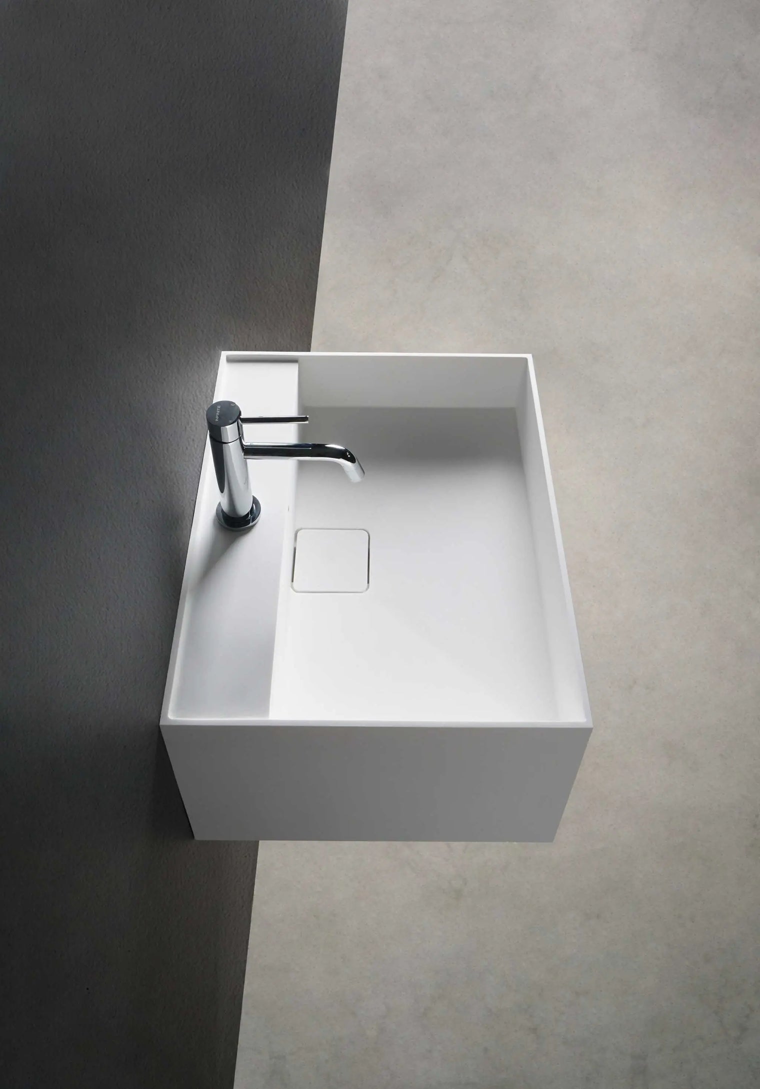 CUBE-X WM 40 w/Shelf-WALL MOUNT WASHBASINS-訂造一體無縫洗手盆,Tailor made Washbasins,waterbasin hk, 浴室物料,浴室裝修,訂造洗手盆,浴室翻新,Bathroomware ,Bespoke bathroom,浴室配件,訂造浴室潔具,訂造浴室傢俬,香港 浴室設計 公司,best custom bathroom furniture HK, Infinite Bath