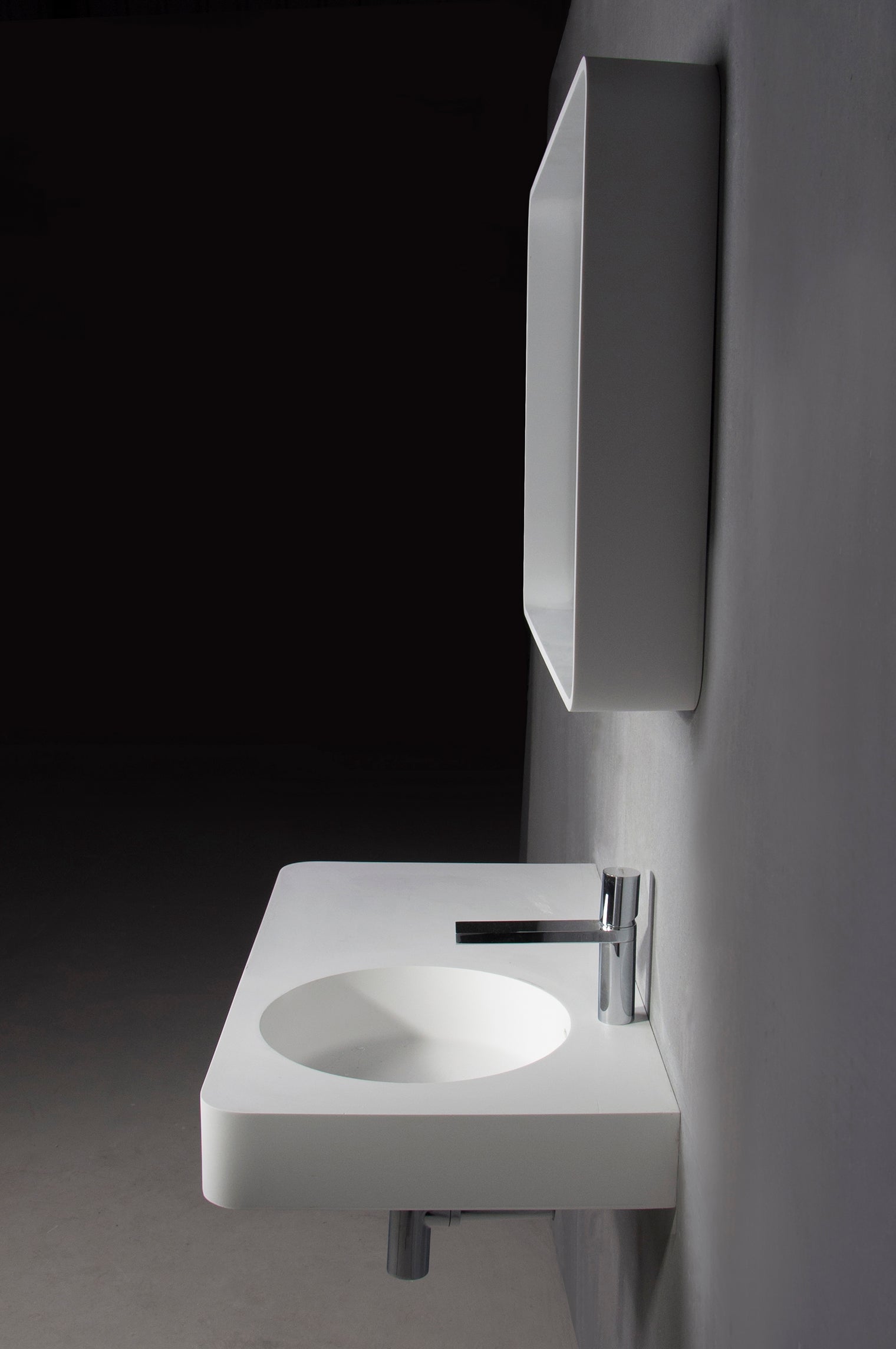 Cirque WM 90R-WALL MOUNT WASHBASINS-訂造一體無縫洗手盆,Tailor made Washbasins,waterbasin hk, 浴室物料,浴室裝修,訂造洗手盆,浴室翻新,Bathroomware ,Bespoke bathroom,浴室配件,訂造浴室潔具,訂造浴室傢俬,香港 浴室設計 公司,best custom bathroom furniture HK, Infinite Bath