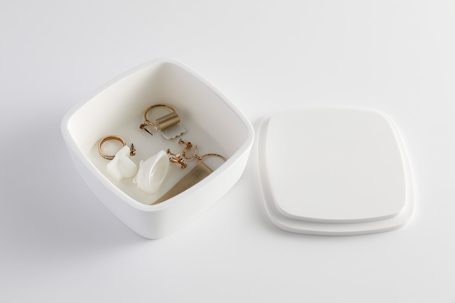 PLUTO 210 Cotton Ball Case-8050 Solid Surfaces Home-INFINITE-訂造洗手盆,浴室翻新, small size bathtubs, custom-made bathtub HK,freestanding bathtub Hong Kong, 獨立式 浴缸 香港, premium bathtub brands HK, Where to buy bathtubs in Hong Kong, best custom bathroom furniture HK, Infinite Bath, Infinite浴缸, Cloakroom,Vanities, Mirrors,Bathroom Furniture, 浴室裝修,浴室 櫃 訂造