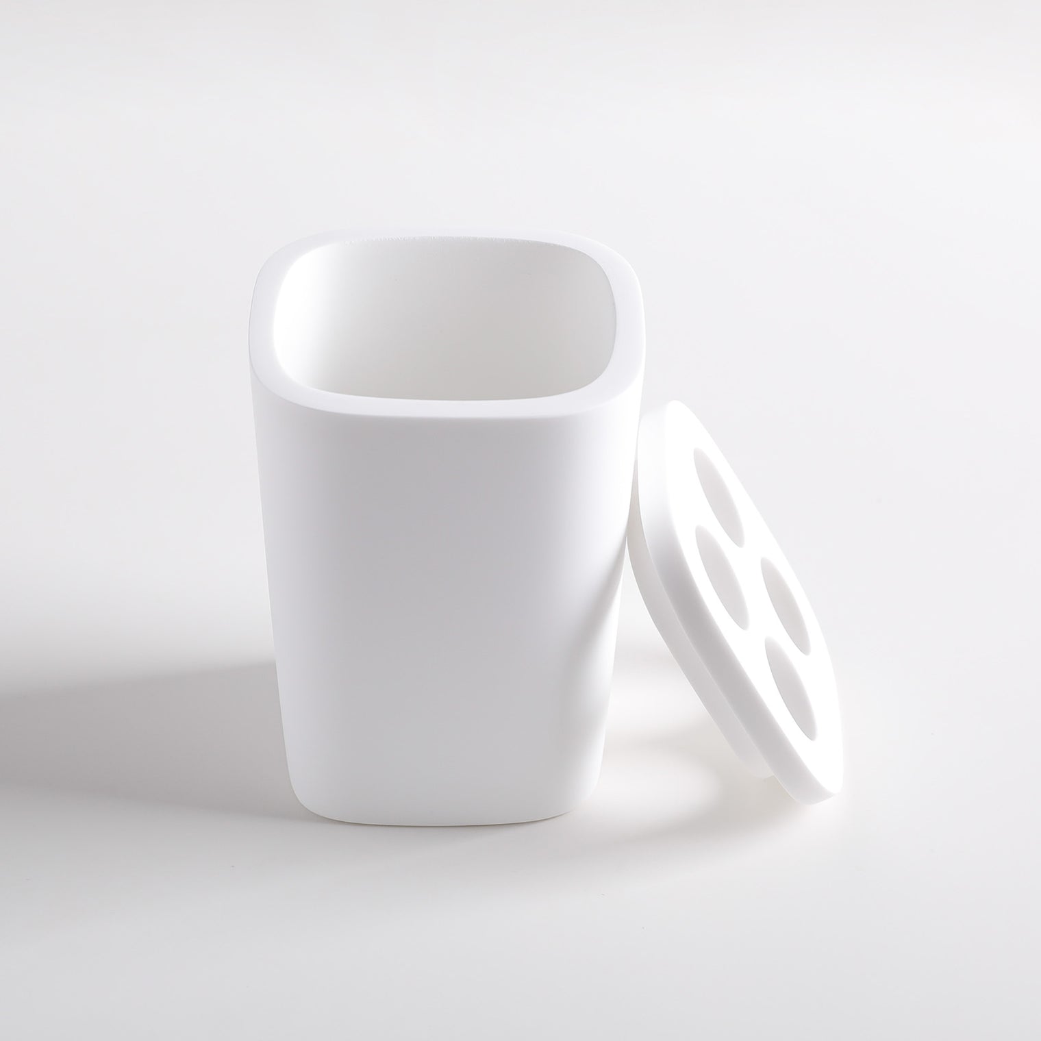 PLUTO 213 Tooth Brush Holder-8050 Solid Surfaces Home-INFINITE-訂造洗手盆,浴室翻新, small size bathtubs, custom-made bathtub HK,freestanding bathtub Hong Kong, 獨立式 浴缸 香港, premium bathtub brands HK, Where to buy bathtubs in Hong Kong, best custom bathroom furniture HK, Infinite Bath, Infinite浴缸, Cloakroom,Vanities, Mirrors,Bathroom Furniture, 浴室裝修,浴室 櫃 訂造