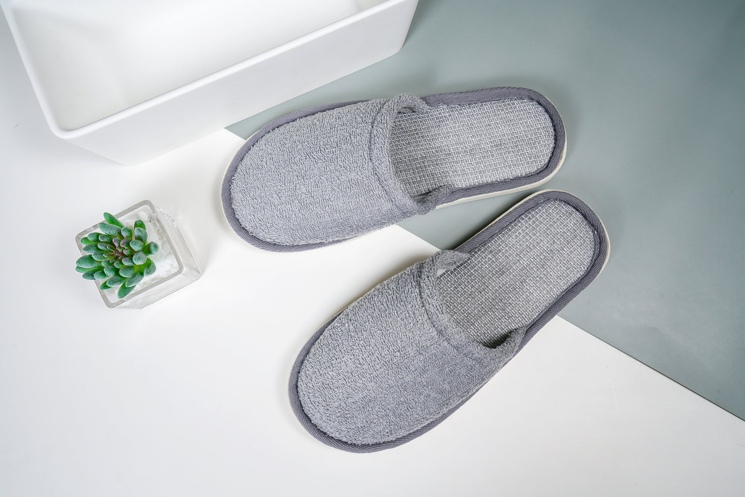 578 Charcoal Bathroom Slippers-Bath & Body-INFINITE-訂造洗手盆,浴室翻新, small size bathtubs, custom-made bathtub HK,freestanding bathtub Hong Kong, 獨立式 浴缸 香港, premium bathtub brands HK, Where to buy bathtubs in Hong Kong, best custom bathroom furniture HK, Infinite Bath, Infinite浴缸, Cloakroom,Vanities, Mirrors,Bathroom Furniture, 浴室裝修,浴室 櫃 訂造