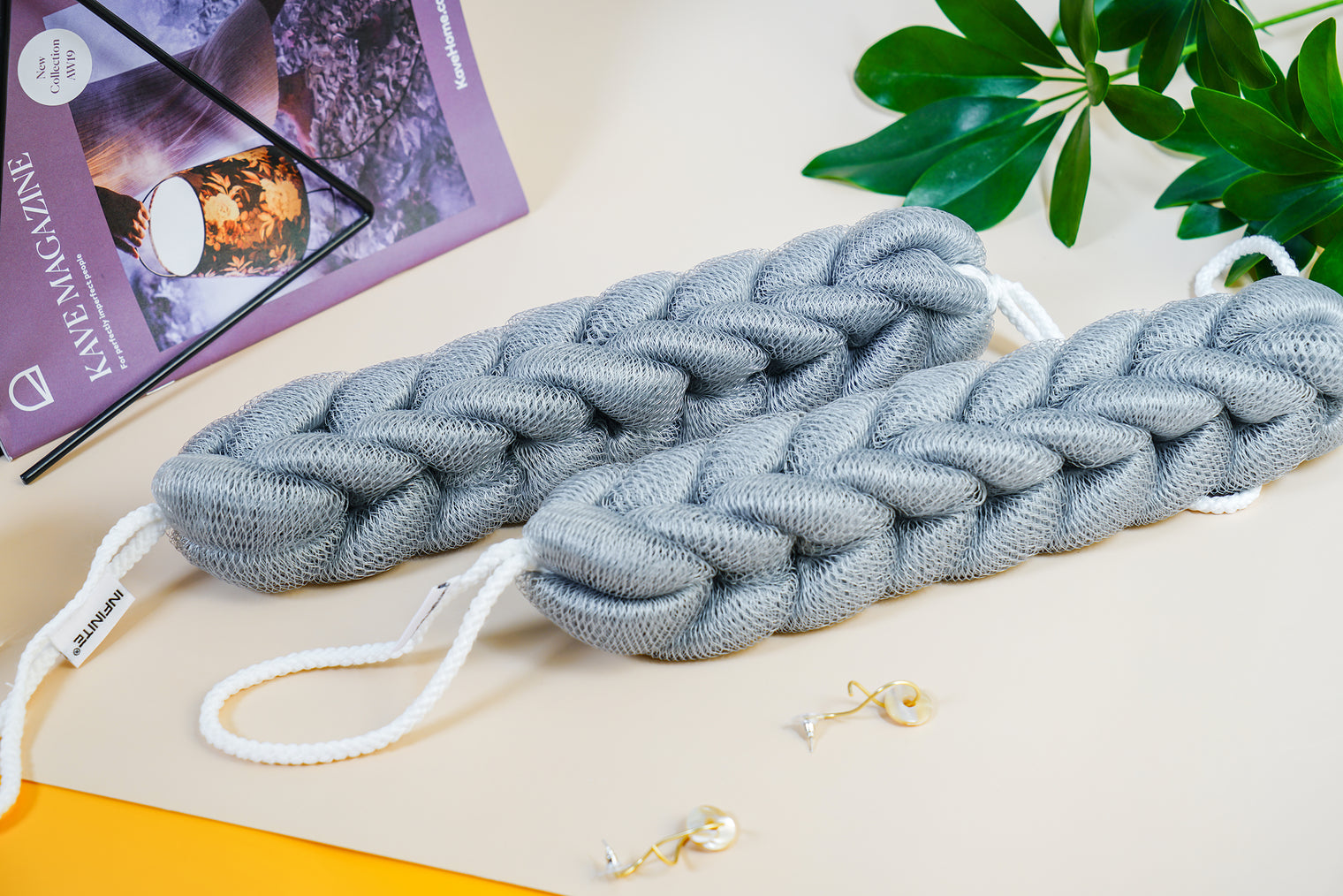 586 Loofah-Charcoal Twisted Back Scrubber-Bath & Body-INFINITE-訂造洗手盆,浴室翻新, small size bathtubs, custom-made bathtub HK,freestanding bathtub Hong Kong, 獨立式 浴缸 香港, premium bathtub brands HK, Where to buy bathtubs in Hong Kong, best custom bathroom furniture HK, Infinite Bath, Infinite浴缸, Cloakroom,Vanities, Mirrors,Bathroom Furniture, 浴室裝修,浴室 櫃 訂造