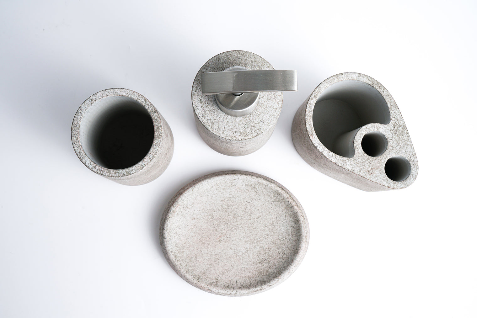 MIA Accessories Sets-Accessories-INFINITE-訂造洗手盆,浴室翻新, small size bathtubs, custom-made bathtub HK,freestanding bathtub Hong Kong, 獨立式 浴缸 香港, premium bathtub brands HK, Where to buy bathtubs in Hong Kong, best custom bathroom furniture HK, Infinite Bath, Infinite浴缸, Cloakroom,Vanities, Mirrors,Bathroom Furniture, 浴室裝修,浴室 櫃 訂造