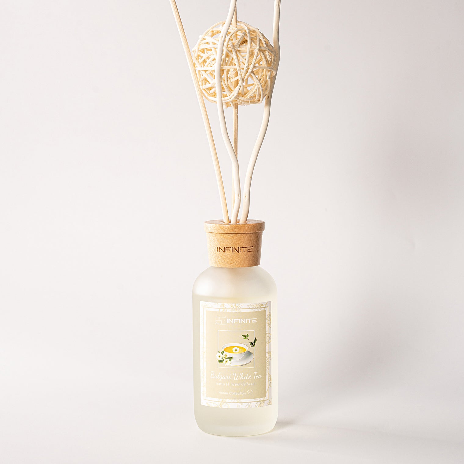 Flower Scents,INFINITE BATH,Aroma Diffuser,浴室廁所消臭,洗手間香薰,bathroom diffuser, toilet diffuser, bespoke bathroom hk,浴室擴香, 香港浴室設計, bathroom design hong kong