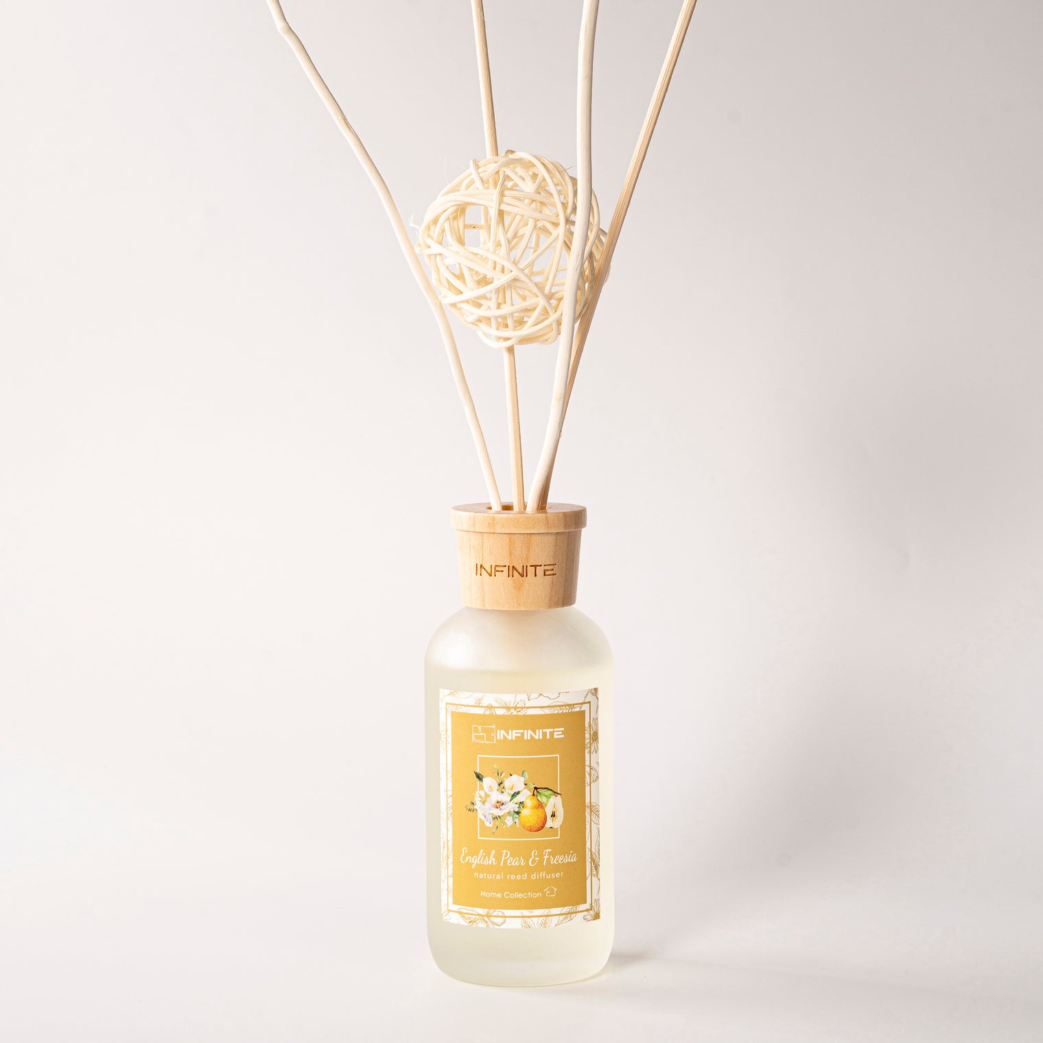 Flower Scents,INFINITE BATH,Aroma Diffuser,浴室廁所消臭,洗手間香薰,bathroom diffuser, toilet diffuser, bespoke bathroom hk,浴室擴香, 香港浴室設計, bathroom design hong kong