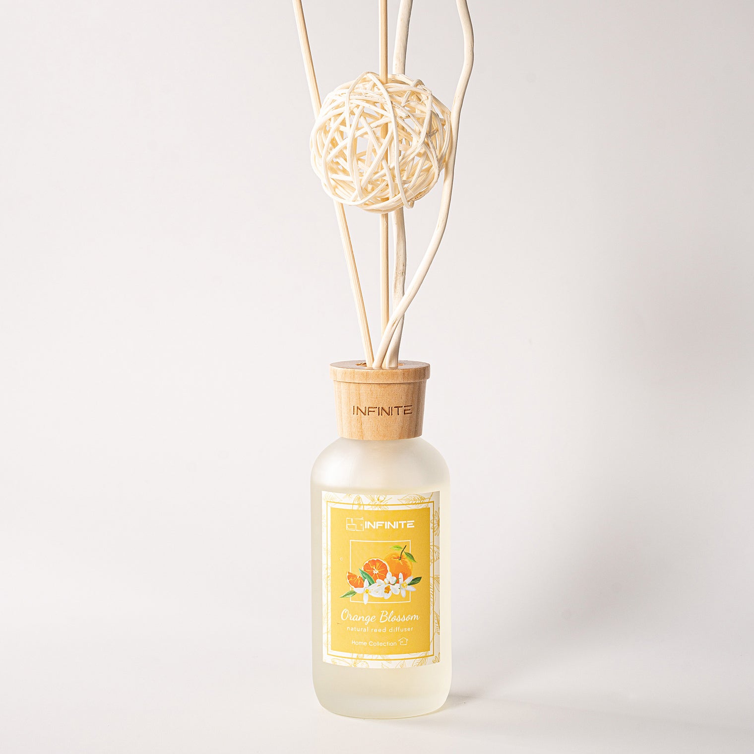 Flower Scents,INFINITE BATH,Aroma Diffuser,浴室廁所消臭,洗手間香薰,bathroom diffuser, toilet diffuser, bespoke bathroom hk,浴室擴香, 香港浴室設計, bathroom design hong kong