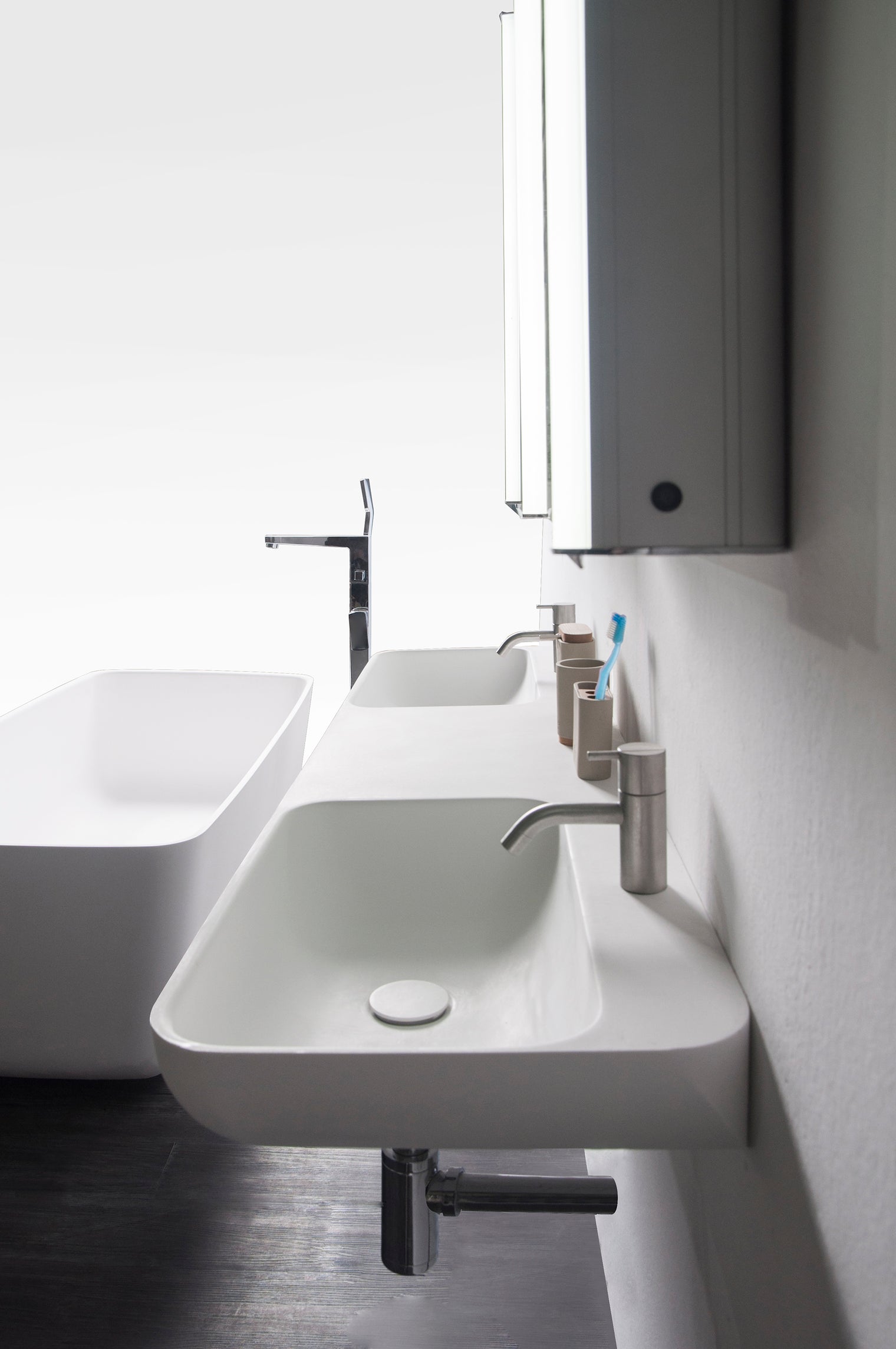 Niagara WM 150DB-WALL MOUNT WASHBASINS-訂造一體無縫洗手盆,Tailor made Washbasins,waterbasin hk, 浴室物料,浴室裝修,訂造洗手盆,浴室翻新,Bathroomware ,Bespoke bathroom,浴室配件,訂造浴室潔具,訂造浴室傢俬,香港 浴室設計 公司,best custom bathroom furniture HK, Infinite Bath