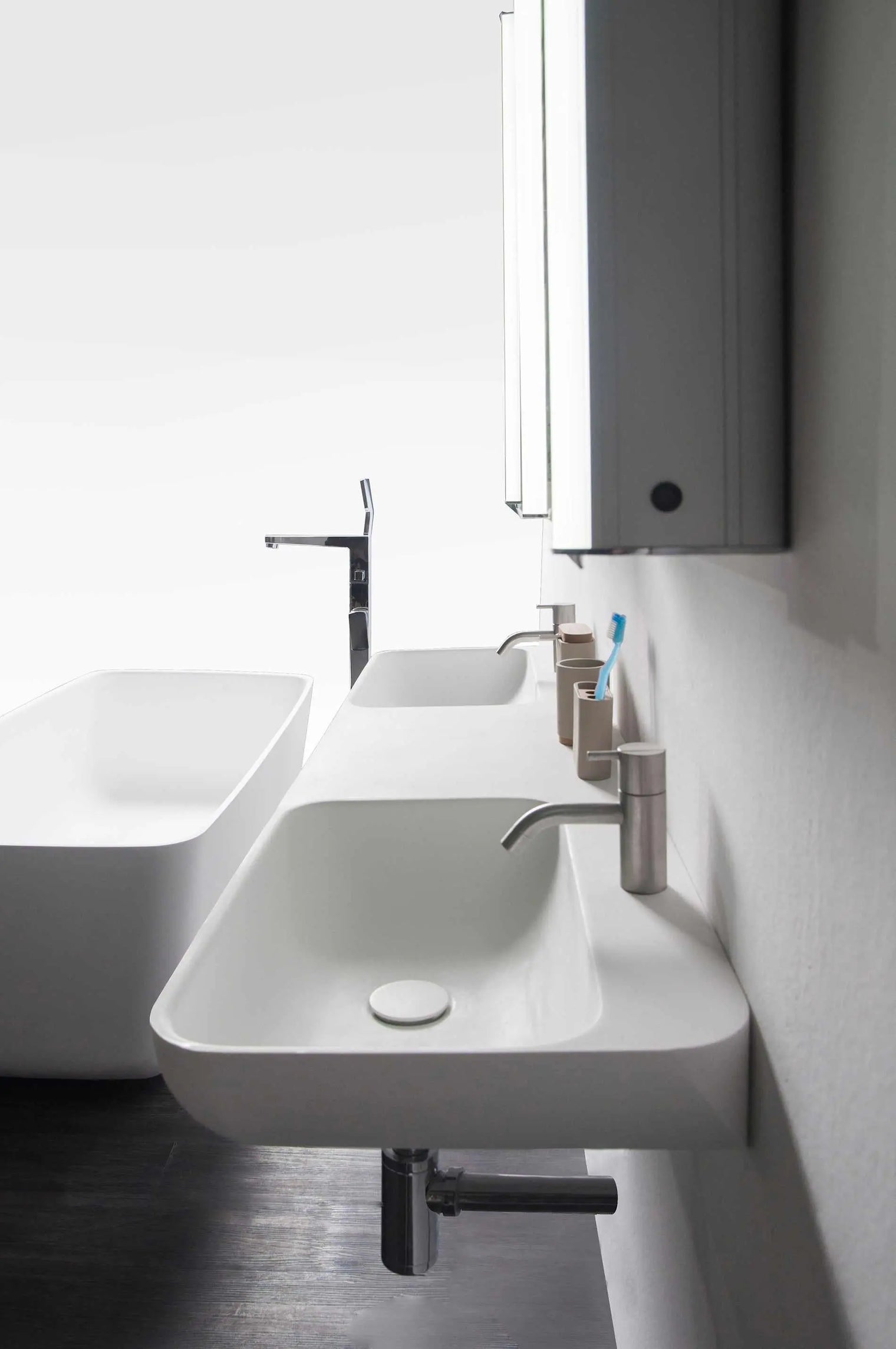 Niagara WM 150DB-WALL MOUNT WASHBASINS-訂造一體無縫洗手盆,Tailor made Washbasins,waterbasin hk, 浴室物料,浴室裝修,訂造洗手盆,浴室翻新,Bathroomware ,Bespoke bathroom,浴室配件,訂造浴室潔具,訂造浴室傢俬,香港 浴室設計 公司,best custom bathroom furniture HK, Infinite Bath