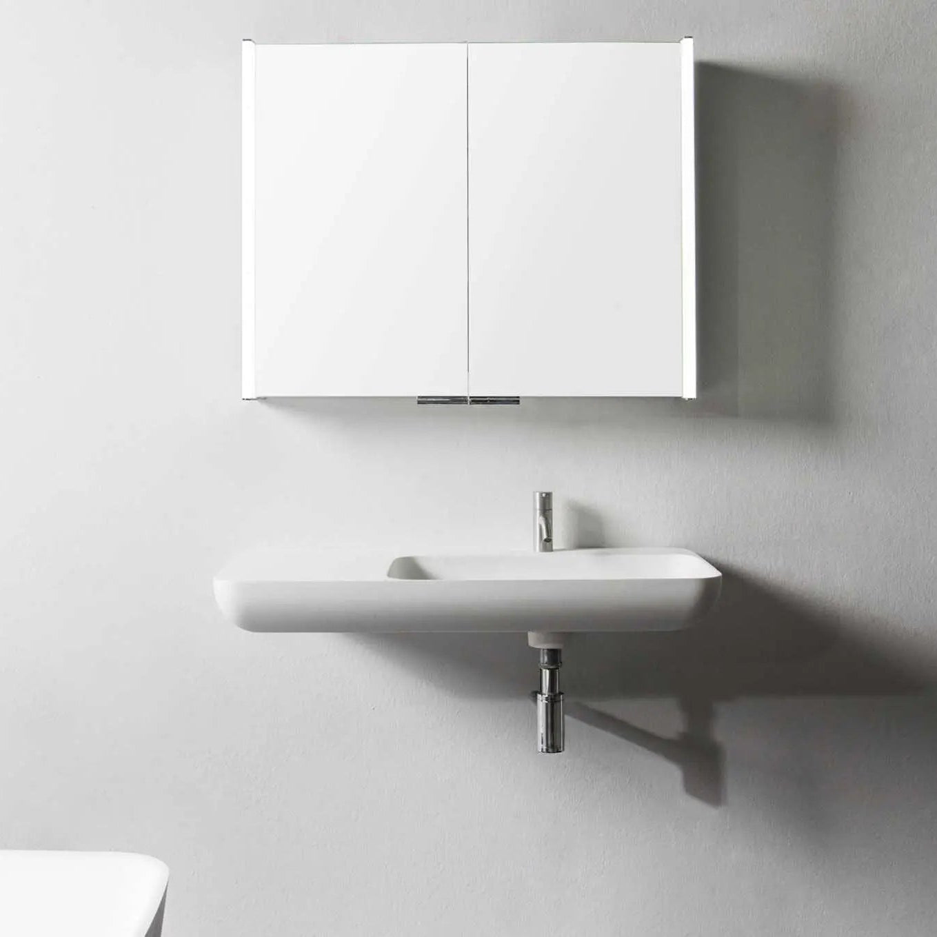 Niagara WM 90R-WALL MOUNT WASHBASINS-訂造一體無縫洗手盆,Tailor made Washbasins,waterbasin hk, 浴室物料,浴室裝修,訂造洗手盆,浴室翻新,Bathroomware ,Bespoke bathroom,浴室配件,訂造浴室潔具,訂造浴室傢俬,香港 浴室設計 公司,best custom bathroom furniture HK, Infinite Bath