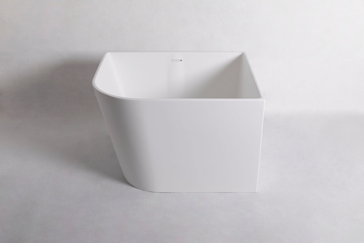 Siena 90L-BATHTUBS-INFINITE-Siena 90L-BATHTUBS-Bespoke Bathroom Renovation, bespoke bathtub Hong Kong, Hong Kong luxury bathroom furniture, modern bathroom design Hong Kong, 香港 浴缸 邊度買, where to buy luxury bathtubs in Hong Kong, Infinite Bath, Infinite 浴室, Washbasin,shower screen, Bathtubs,Washbasins, 迷你浴缸香港,浴室設計 ,浴室翻新,small size bathtubs, custom-made bathtub HK,freestanding bathtub Hong Kong, 獨立式 浴缸 香港,浴室裝修,迷你浴缸,Bathtub length under 1.5m,迷利浴缸,豪華 浴缸 品牌 香港,浴室配件,浴缸香港,訂造浴室潔具,hong kong custom bathtub