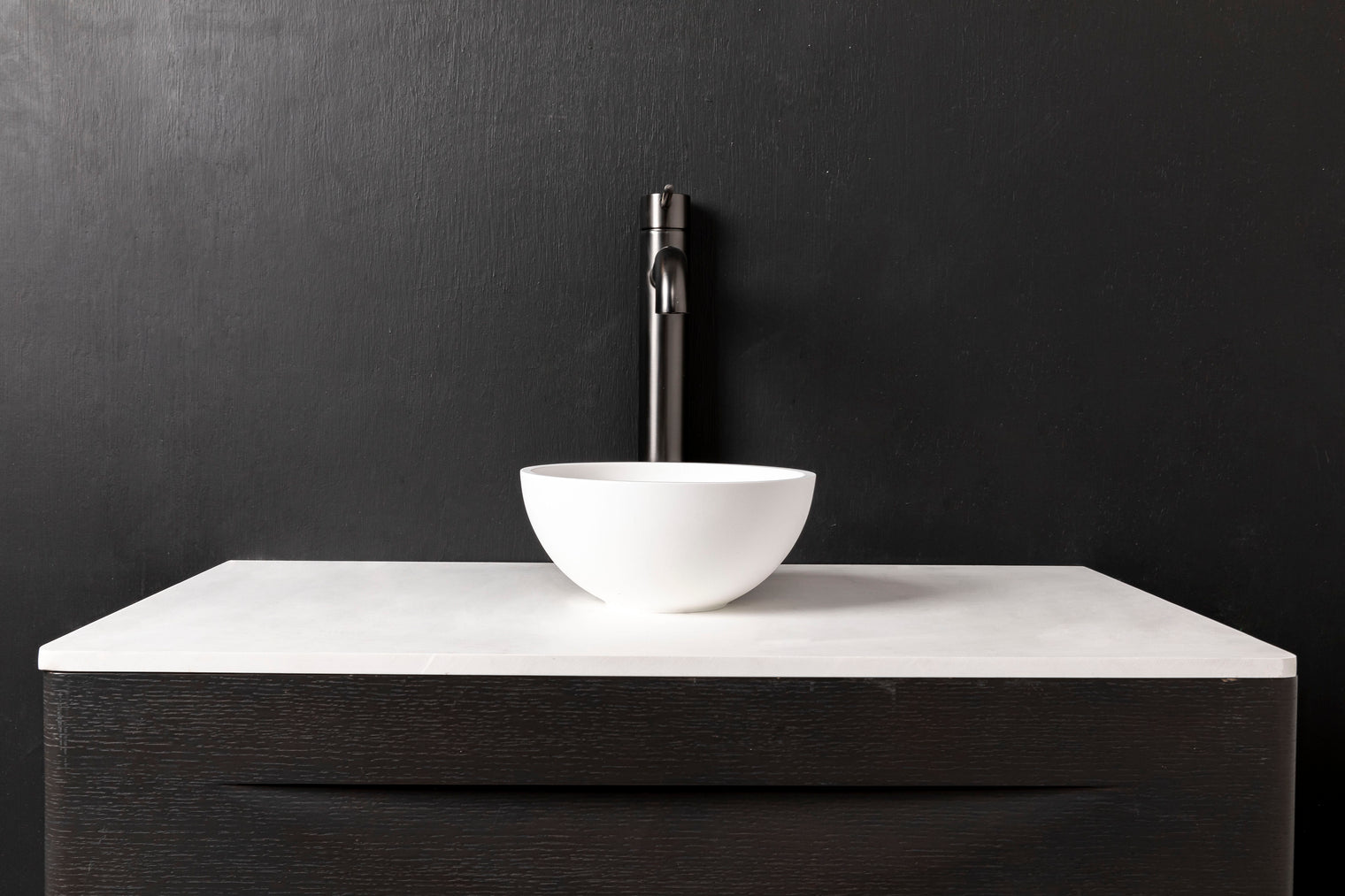 Super Thin Edge 22-OVERCOUNTER WASHBASINS-訂造一體無縫洗手盆,Tailor made Washbasins,waterbasin hk, 浴室物料,浴室裝修,訂造洗手盆,浴室翻新,Bathroomware ,Bespoke bathroom,浴室配件,訂造浴室潔具,訂造浴室傢俬,香港 浴室設計 公司,best custom bathroom furniture HK, Infinite Bath