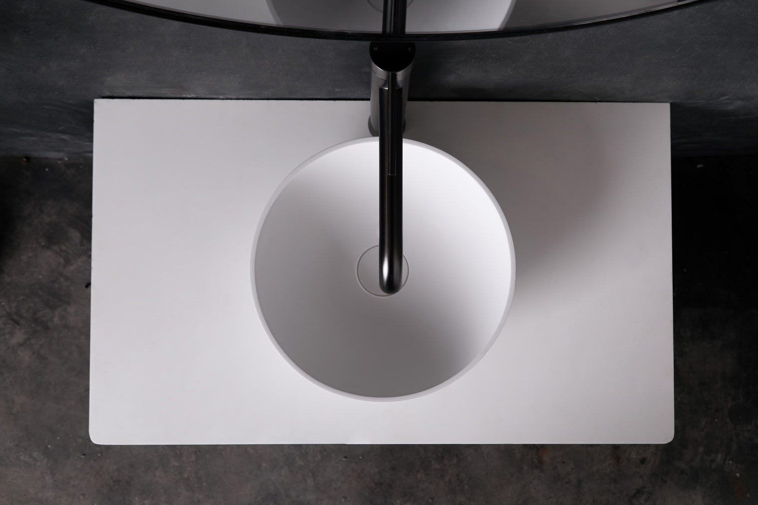 Super Thin Edge 32-OVERCOUNTER WASHBASINS-訂造一體無縫洗手盆,Tailor made Washbasins,waterbasin hk, 浴室物料,浴室裝修,訂造洗手盆,浴室翻新,Bathroomware ,Bespoke bathroom,浴室配件,訂造浴室潔具,訂造浴室傢俬,香港 浴室設計 公司,best custom bathroom furniture HK, Infinite Bath