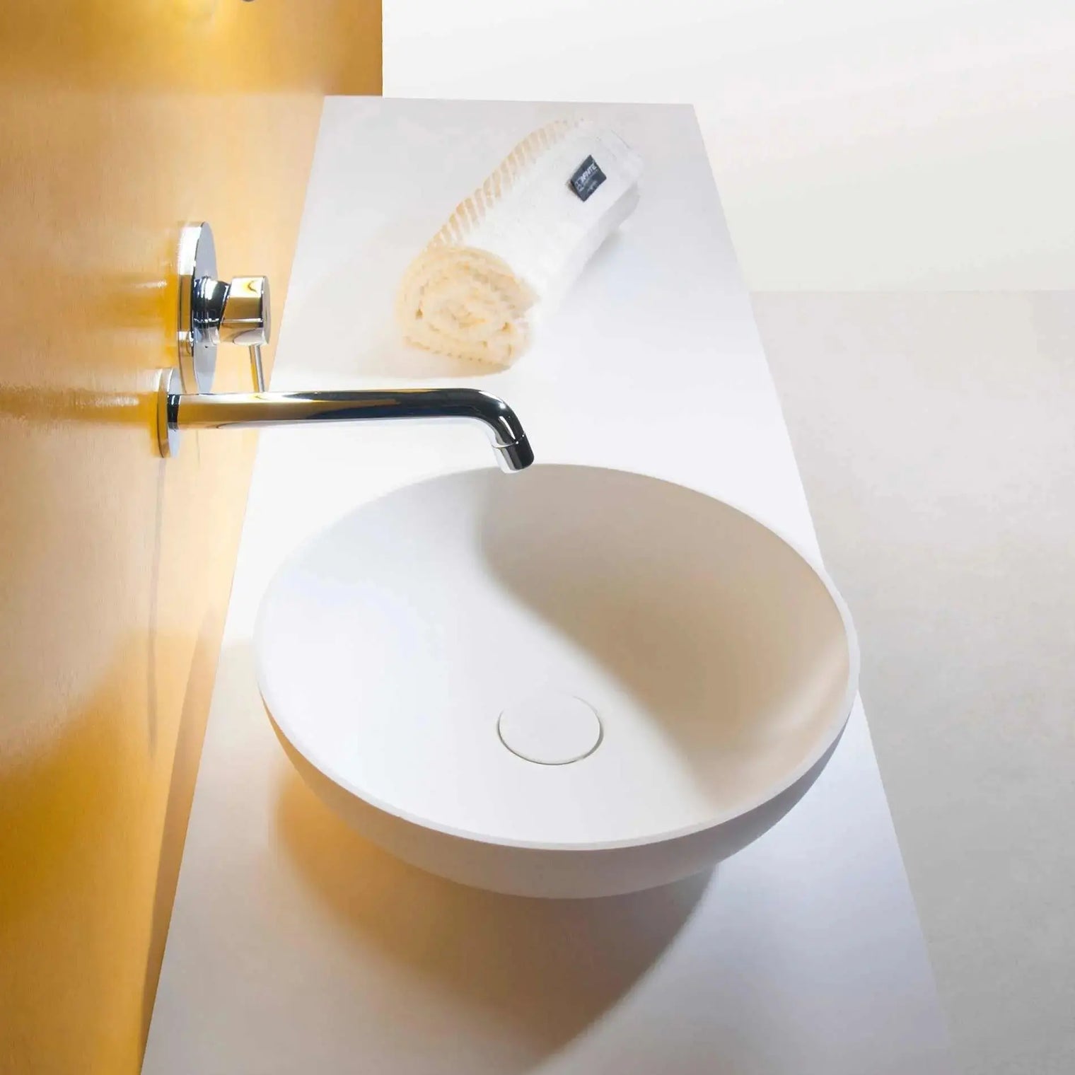 Super Thin Edge 39L-OVERCOUNTER WASHBASINS-訂造一體無縫洗手盆,Tailor made Washbasins,waterbasin hk, 浴室物料,浴室裝修,訂造洗手盆,浴室翻新,Bathroomware ,Bespoke bathroom,浴室配件,訂造浴室潔具,訂造浴室傢俬,香港 浴室設計 公司,best custom bathroom furniture HK, Infinite Bath