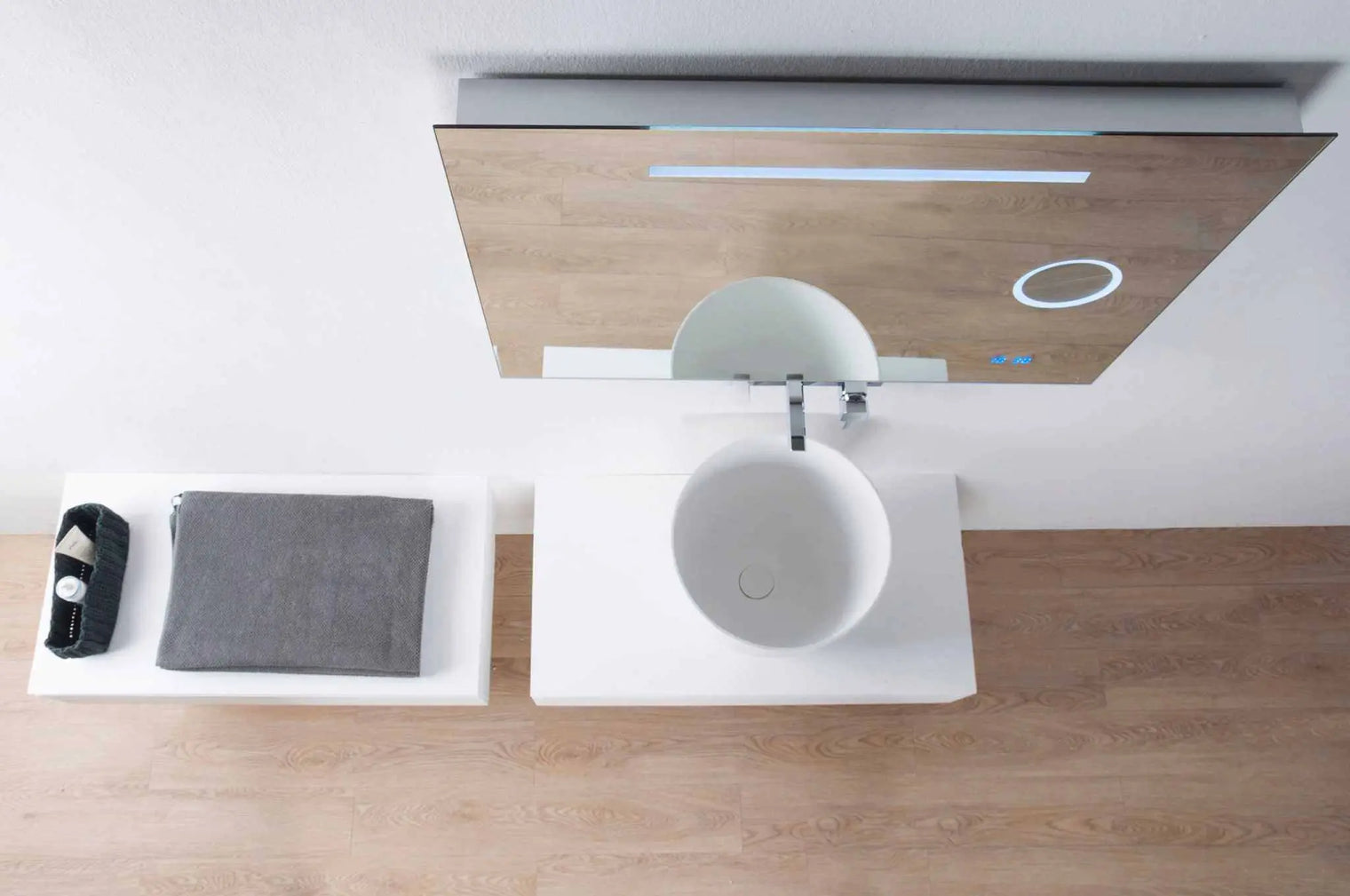 Super Thin Edge Laundry 39-OVERCOUNTER WASHBASINS-訂造一體無縫洗手盆,Tailor made Washbasins,waterbasin hk, 浴室物料,浴室裝修,訂造洗手盆,浴室翻新,Bathroomware ,Bespoke bathroom,浴室配件,訂造浴室潔具,訂造浴室傢俬,香港 浴室設計 公司,best custom bathroom furniture HK, Infinite Bath