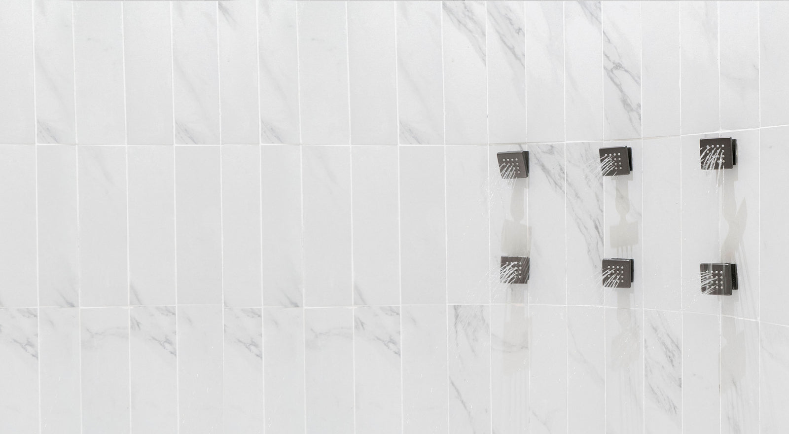 Massage Jets & Sprays-INFINITE BATH, 訂造浴室潔具,Hong Kong custom bathtub,Hong Kong bathroom design company, Luxury bathtub brands Hong Kong,浴室配件,浴缸香港,Bespoke bathroom,浴室設計 公司