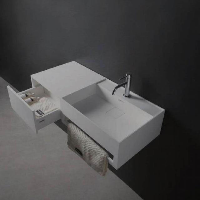 CUBE-x-04-INFINITE BATH, bathroom design, bathroom furniture, luxury bathroom, bathtub hong kong, luxury bathtub, 浴室潔具,浴室傢俬,浴缸,浴室翻新