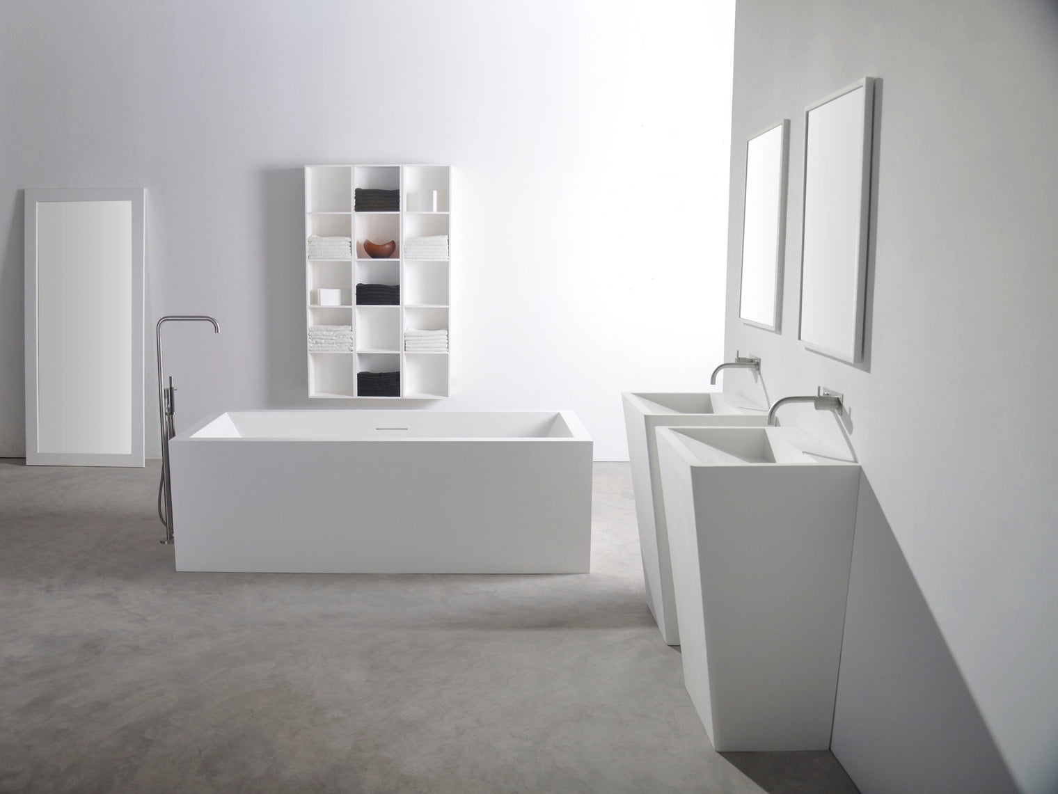 Salina P 55-PEDESTAL WASHBASINS-訂造一體無縫洗手盆,Tailor made Washbasins,waterbasin hk, 浴室物料,浴室裝修,訂造洗手盆,浴室翻新,Bathroomware ,Bespoke bathroom,浴室配件,訂造浴室潔具,訂造浴室傢俬,香港 浴室設計 公司,best custom bathroom furniture HK, Infinite Bath