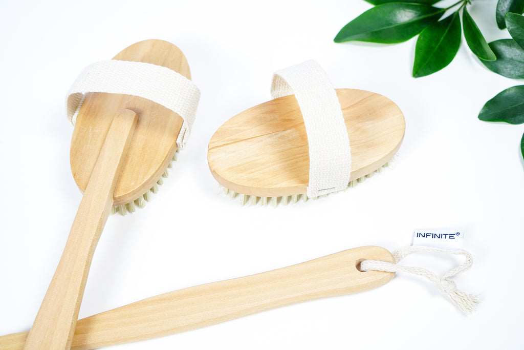 INFINITE | 582 Wooden Bath Brush | Wooden