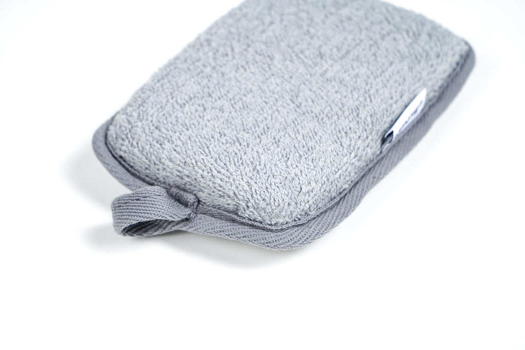 INFINITE | 597 Charcoal Bath Sponge | Charcoal