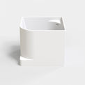Rovigo 95 Freestanding Designer Quarter Solid Surfaces Corner Bathtub Rovigo系列95cm矩型人造石設計師獨立角落式蝸居浴缸採用特別溢水設計 