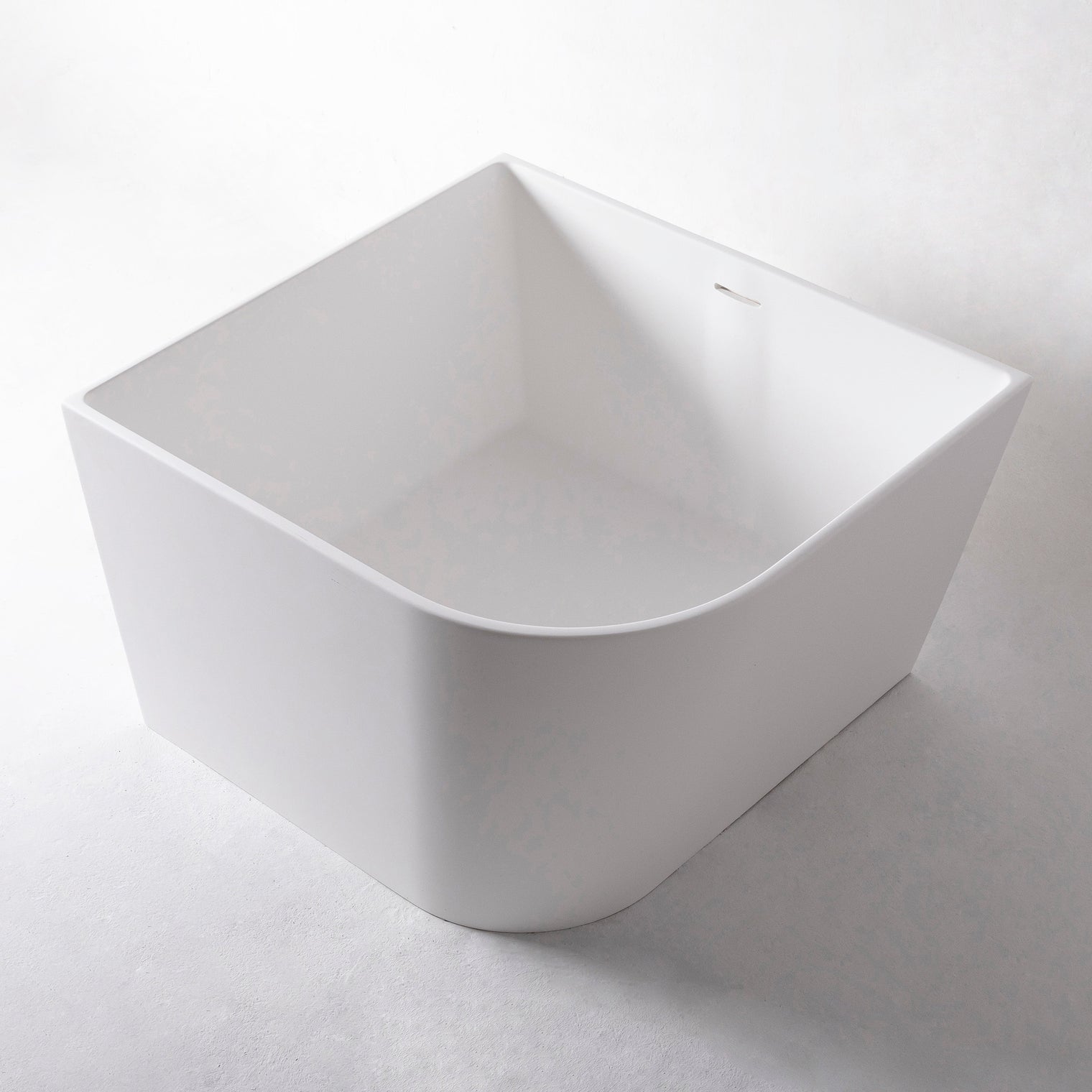 Siena 90R-BATHTUBS-INFINITE-Siena 90R-BATHTUBS-Bespoke Bathroom Renovation, bespoke bathtub Hong Kong, Hong Kong luxury bathroom furniture, modern bathroom design Hong Kong, 香港 浴缸 邊度買, where to buy luxury bathtubs in Hong Kong, Infinite Bath, Infinite 浴室, Washbasin,shower screen, Bathtubs,Washbasins, 迷你浴缸香港,浴室設計 ,浴室翻新,small size bathtubs, custom-made bathtub HK,freestanding bathtub Hong Kong, 獨立式 浴缸 香港,浴室裝修,迷你浴缸,Bathtub length under 1.5m,迷利浴缸，豪華 浴缸 品牌 香港,浴室配件,浴缸香港,訂造浴室潔具,hong kong custom bathtub